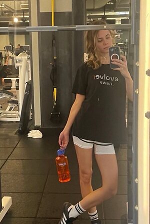 Set 2 — 1 photos