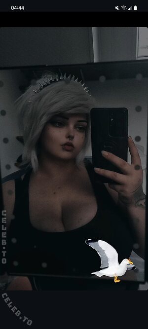 Dashxhollow Nude Leaked Photo #4