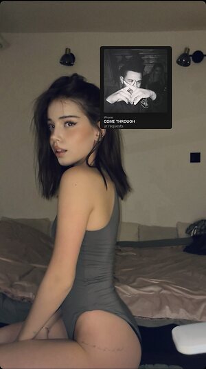 Davina.44 leaked photo #4