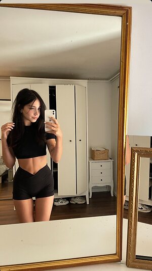 Davina.44 leaked photo #11