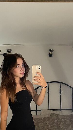 Davina.44 leaked photo #12