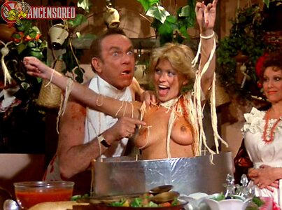 Dawn Clark leaked photo #3