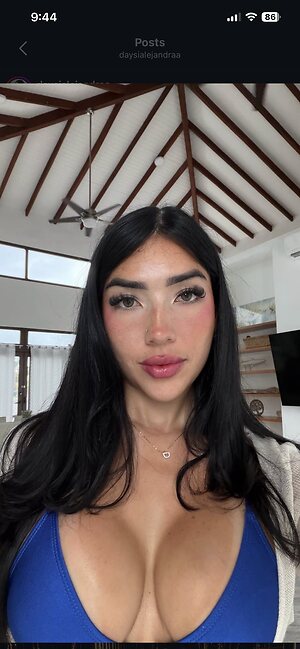 Daysialejandraa leaked photo #6