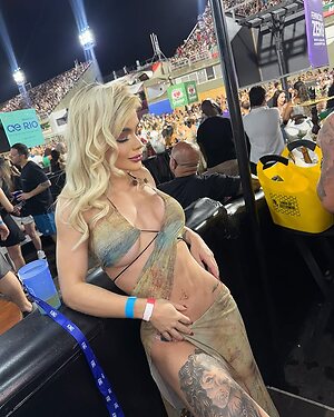 Débora Julia leaked photo #66