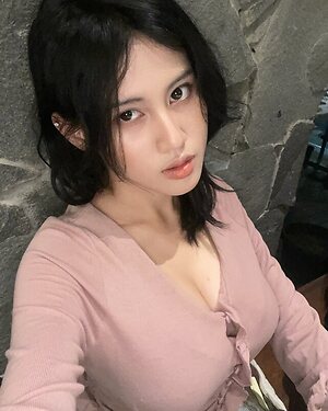 Deandra Aurelia leaked photo #7
