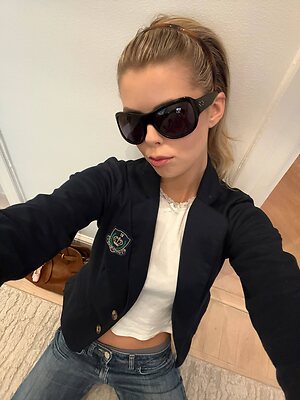 dear.mathilda leaked photo #51