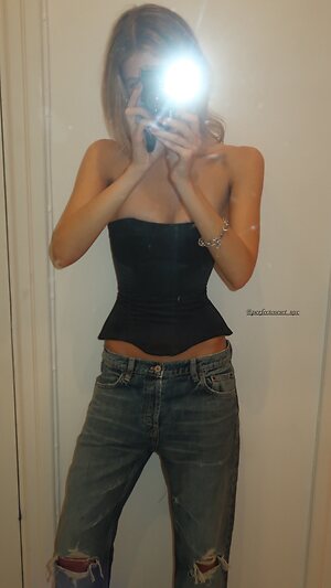 Mathilda Thoresdotter leaked photos