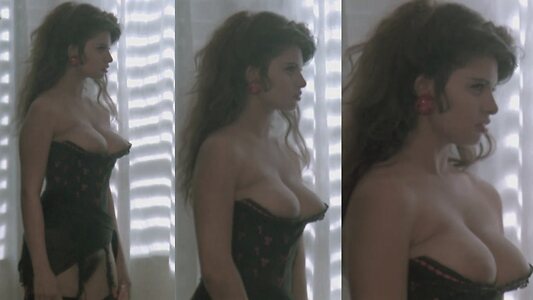 Debora Caprioglio leaked photo #127