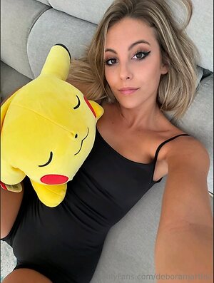 Debora Martini leaked photo #9