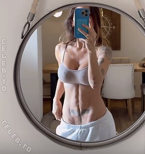 Deborah De Luca Nude Leaked Photo #2