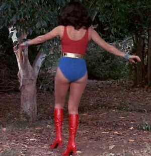Debra Winger leaked photo #10
