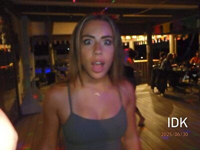 Dee Valladares leaked photo #12