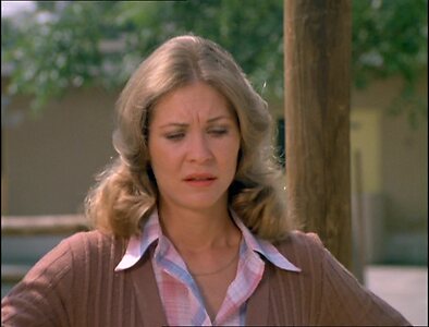 Dee Wallace Nude Leaked Photo #13