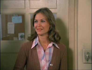 Dee Wallace Nude Leaked Photo #15