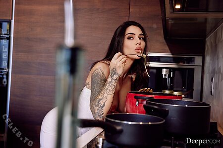 Deeper Nude Leaked Photo #394