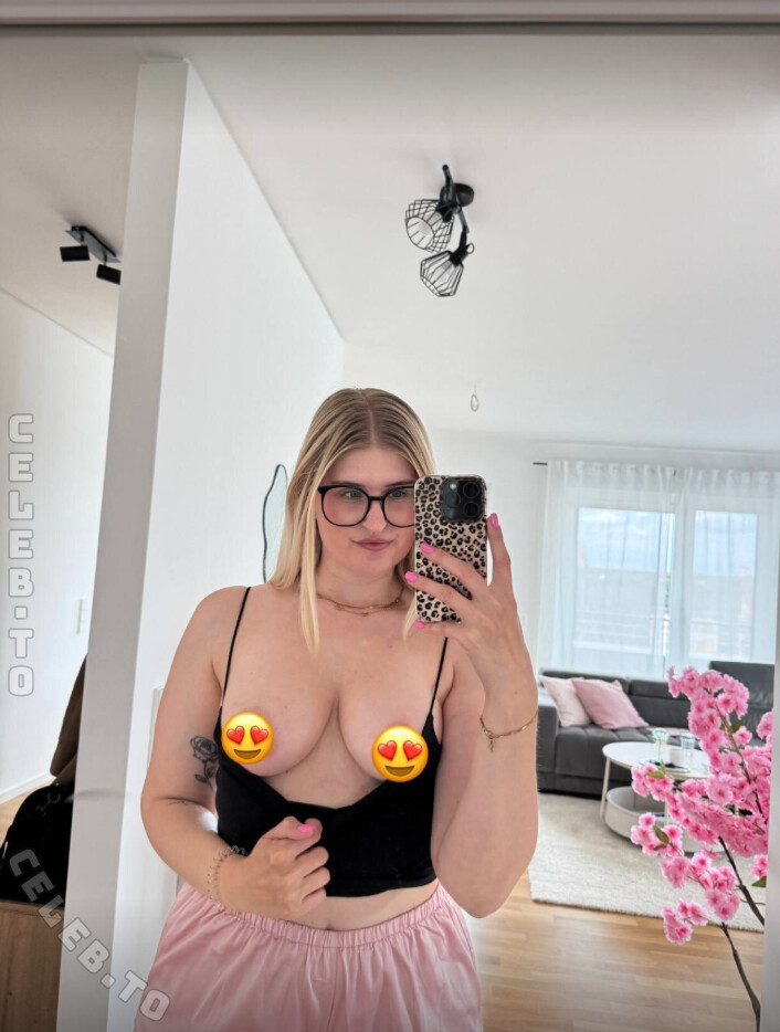 deineemilia photo