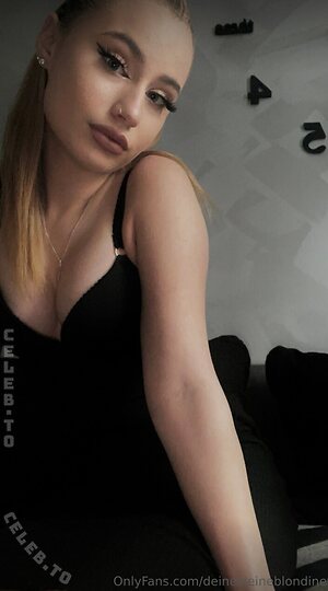deinekleineblondine photo