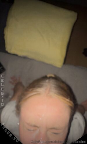 deinekleineblondine photo