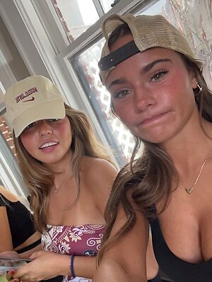 Delaney Porazinski leaked photo #28