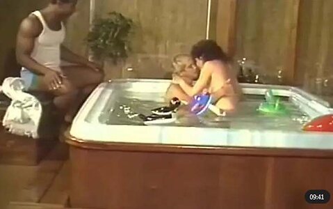 Delia Moore leaked photo #4