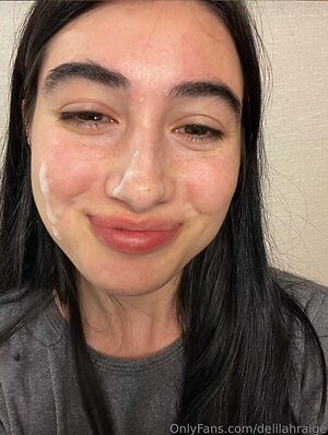 Delilah leaked photo #35