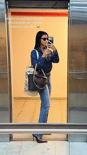 Demet Ozturk leaked photo #21