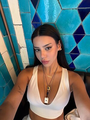 Demet Ozturk leaked photo #23