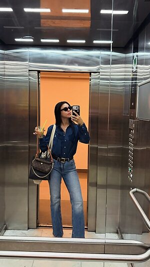Demet Ozturk leaked photo #24