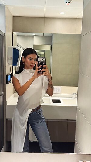 Demet Ozturk leaked photo #37