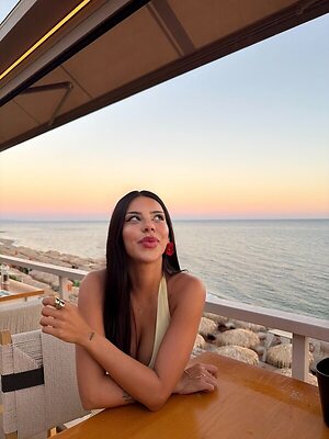 Demet Ozturk leaked photo #54
