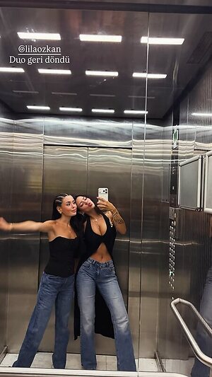 Demet Ozturk leaked photo #79