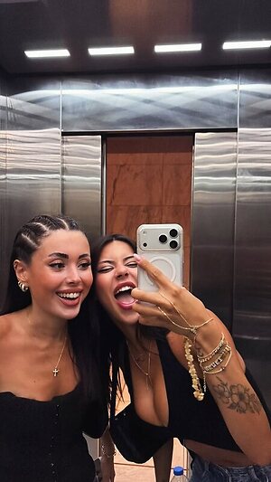 Demet Ozturk leaked photo #84