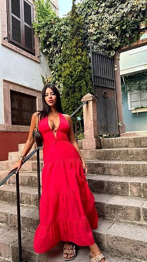 Demet Ozturk leaked photo #106