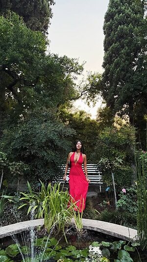 Demet Ozturk leaked photo #111