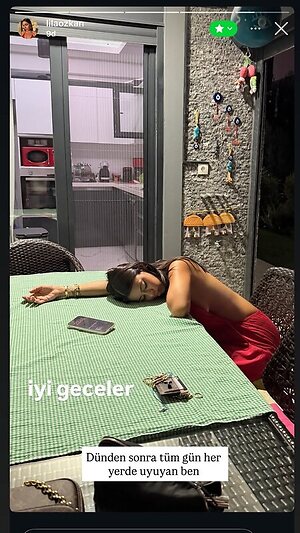Demet Ozturk leaked photo #112