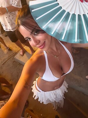 Demet Ozturk leaked photo #138