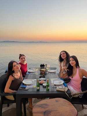 Demet Ozturk leaked photo #157