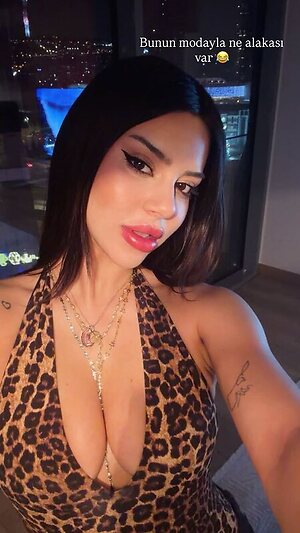 Demet Ozturk leaked photo #180