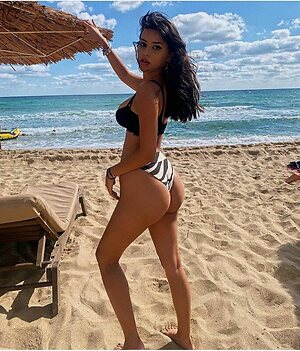 Demet Ozturk leaked photo #205