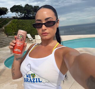 Demi Lovato leaked photo #28