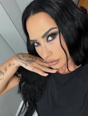 Demi Lovato leaked photo #30