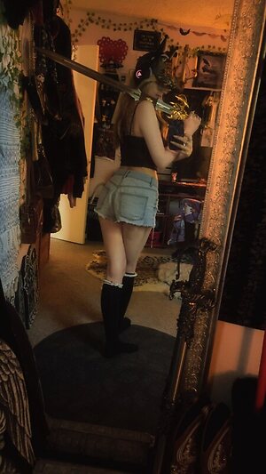 Demonxbae