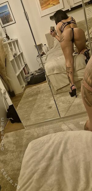 Denise Wolf leaked photo #4