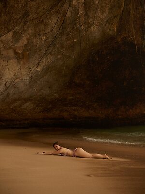 Denisse Maciel denissebunnyvip leaked photo #20