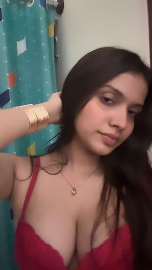 Desi Indian Social Media Girls leaked photo #29