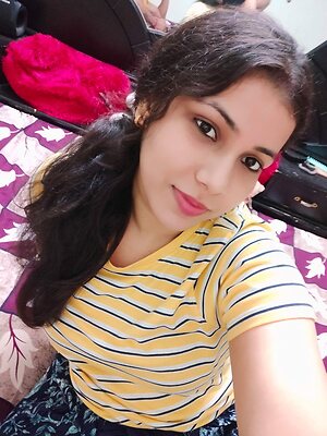 Desi Indian Social Media Girls leaked photo #87