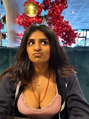 Desi Indian Social Media Girls leaked photos