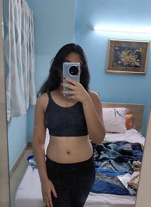 Desi Indian Social Media Girls leaked photo #213