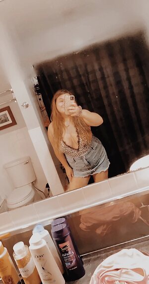 Destiny W Nude Leaked Photo #55