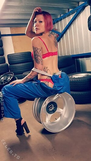 Devandi Nude Leaked Photo #35